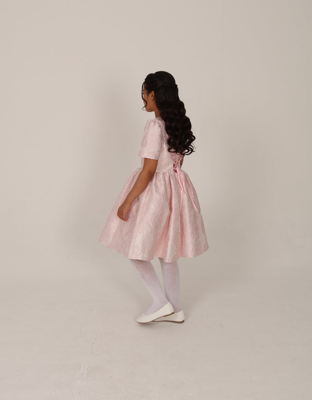 Floral-patterned soft pink jacquard dress